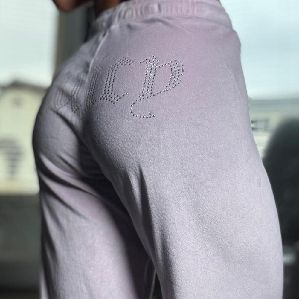 Juicy Couture lavender sweatpants in size small
